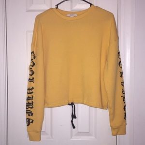 Yellow cropped sweatshirt